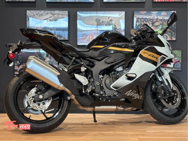 カワサキ Ninja ZX－4R SE MY2026 新車 パールロボ