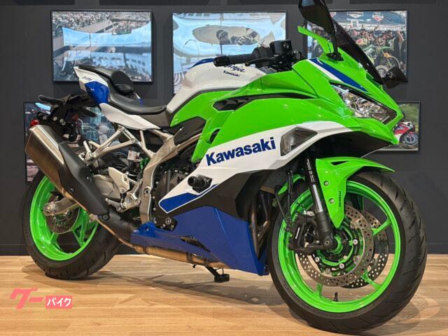 Ｎｉｎｊａ　ＺＸ−４ＲＲ　４０ＴＨ　Ａｎｉｖｅｒｓａｒｙ　ＭＹ２０２４　ＥＴＣ２．０　ラジエーターコアガード　社外スライダー