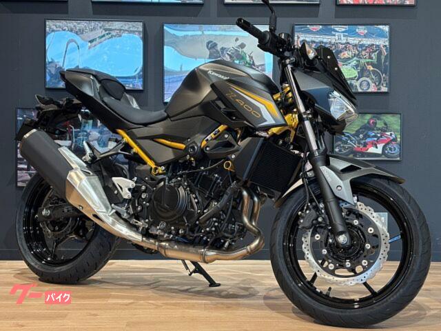 Ｚ４００　新車　ＭＹ２０２６　メタリックマットグラフェンスチールグレー×　メタリックフラットスパークブラック