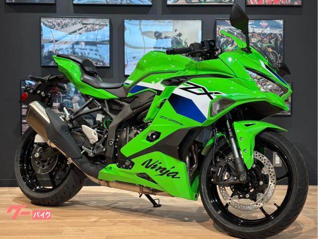 ラークビリー　サイズ8.25 新品 カワサキ Ninja ZX－25RR MY2027 新車 ライム
