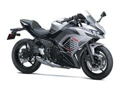 カワサキ　Ｎｉｎｊａ　６５０　ＭＹ２０２６　新車　メタリックマットホワイティッシュシルバー　メタリックフラットスパークブラック　ＥＴＣ２．０