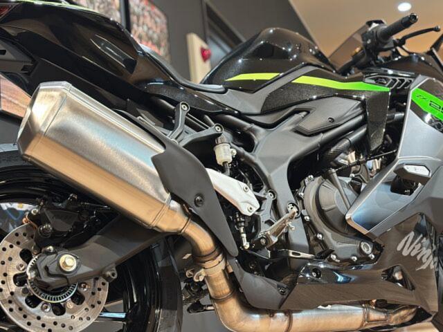 カワサキ Ninja ZX－25R SE MY2026 メタリック
