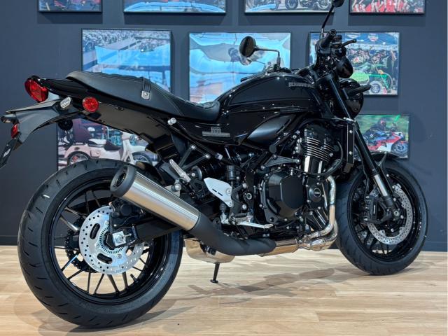 カワサキ Z900RS MY2027 Black Ball