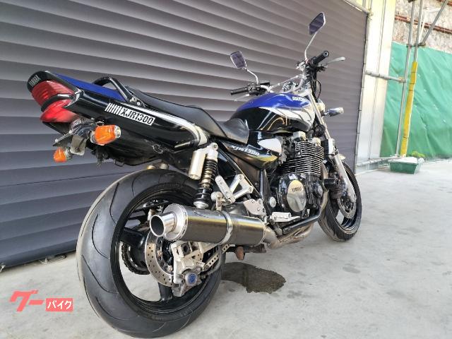 ヤマハ XJR1300 RP03J型 ディープパープリッシュ