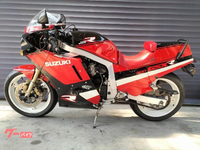 SUZUKI サイドカウル 赤/黒 GSX-R1100 94430-06B0 SUZUKI サイドカウル 赤/黒 GSX-R1100 94430-06B0 2025年最新