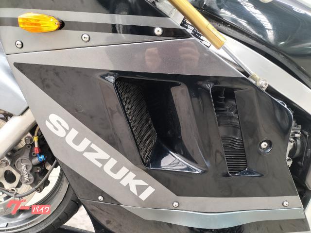 スズキ GSX－R1100 GV73A 1989年式 ブラック 油冷4