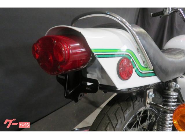 カワサキ 350SS S2 白虹カラー 純正3本出しマフラー｜ウエマツ