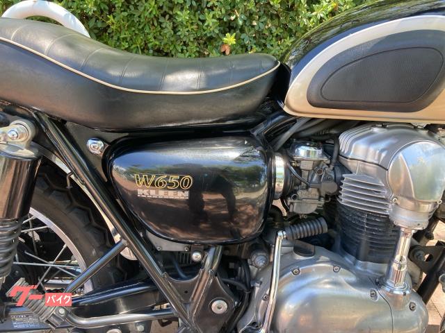 新品2way タンクキャリア&ガード　レトロ　トライアンフ　ハーレー　w650 Amazon.co.jp: タンク キャリア ブラック トライアンフ