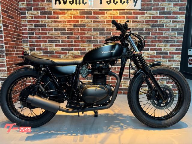 ２５０ＴＲ　ボバースタイル　ビンテージタイヤ新品　フラットシート等々新品パーツ多数　外装半艶ブラックアウト