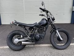 ヤマハ　ＴＷ２００　マフラー　タンデム　カスタム