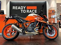 ＫＴＭ　１２９０スーパーデュークＲエボ