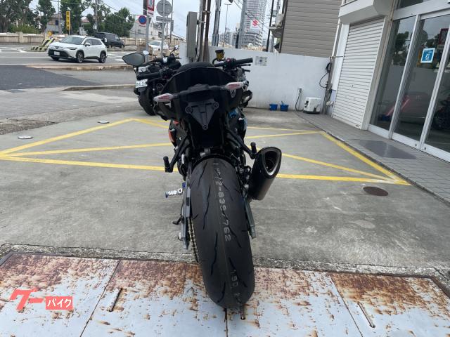 BMW M1000R — миниатюра 4