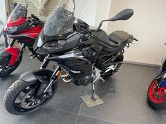 ＢＭＷ　Ｆ９００ＸＲトリプルブラック