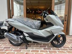ホンダ　ＰＣＸ１６０　２０２５年モデル