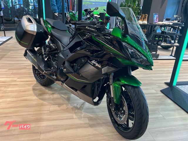 Ｎｉｎｊａ　１０００　ＳＸ　純正パニアケース　クイックシフター　クルーズコントロール　グリップヒーター　ＥＴＣ２．０　ＫＴＲＣ