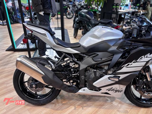 カワサキ Ninja ZX－4R SE ワンオーナー車 ベビーフェイス