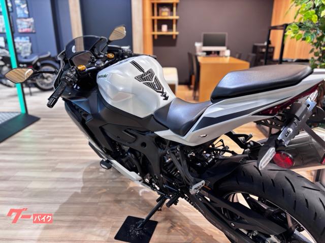カワサキ Ninja ZX－4R SE ワンオーナー車 ベビーフェイス