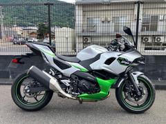 カワサキ　Ｎｉｎｊａ　７　Ｈｙｂｒｉｄ　２０２４年モデル　ノーマル車
