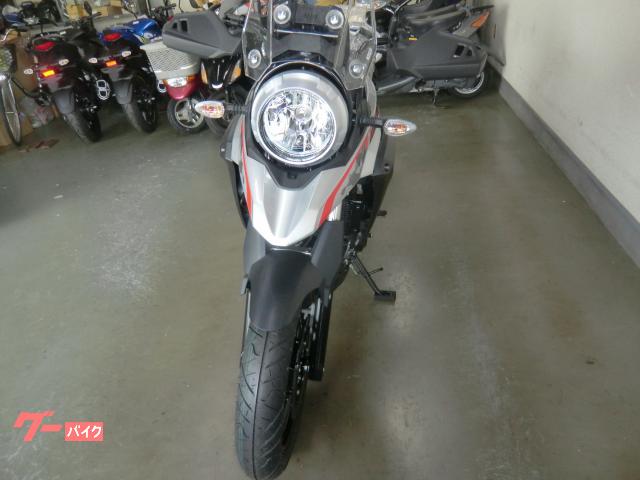 スズキ Ｖ－ストローム２５０ＡＢＳシルバー２０２２年モデルの画像（福岡県