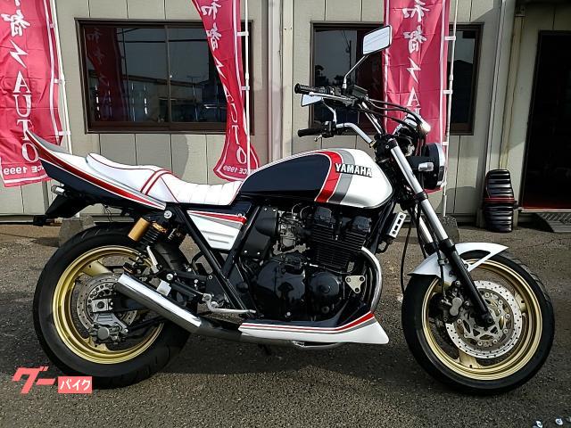 ヤマハ ＸＪＲ４００ アップハントドル・タックロールシート張替・社外