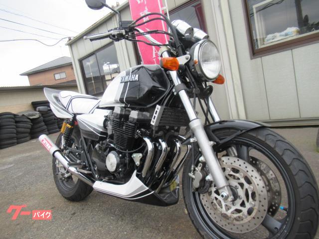ヤマハ XJR400NEW外装オールペイントカスタム 新品ワルツ機械