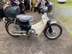 ホンダ　スーパーカブ５０　インジェクション、クラシックカスタム車両