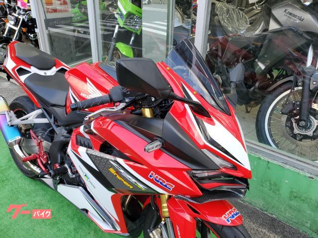 ホンダ ＣＢＲ２５０ＲＲ ２０１７年モデル ＭＣ５１型 モリワキマフラー バックステップ エンジンガード  ＵＳＢ｜フルカワバイク本店（グリーンシャドウ）｜新車・中古バイクなら【グーバイク】