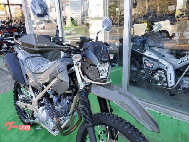 カワサキ KLX230シェルパ 2025年モデル 車重134キロ