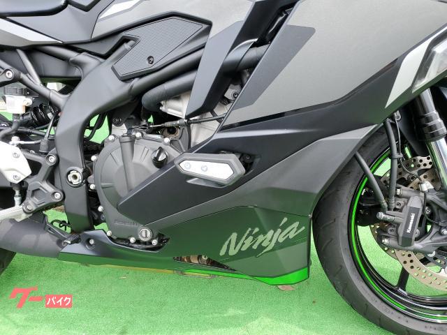 人気の カワサキ Ninja ZX－4R SE 2024年式 USB付き ポケモンカードゲーム