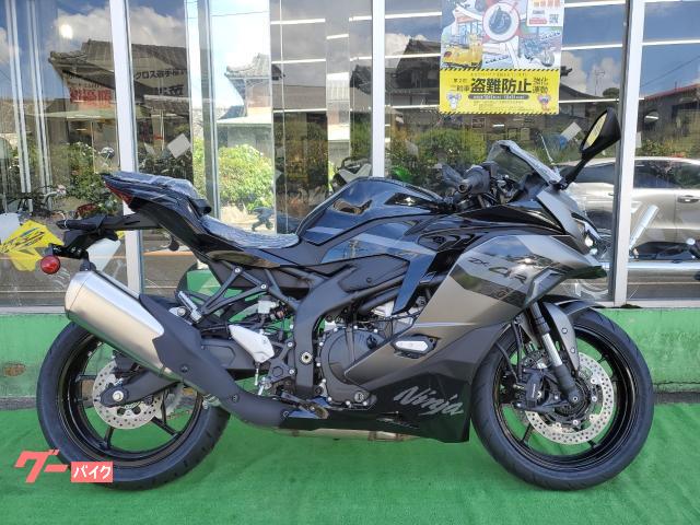Ｎｉｎｊａ　ＺＸ−４Ｒ　ＳＥ　２０２６年モデル　最高出力７７馬力　トラクションコントロール　スリッパークラッチ