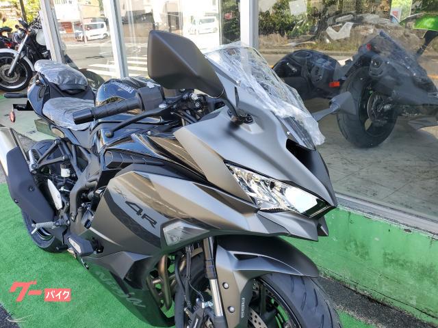 バイクマン カワサキ「Ninja ZX-4R SE」「Ninja ZX-4RR KRTエディション