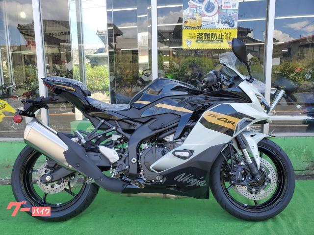 Ｎｉｎｊａ　ＺＸ−４Ｒ　ＳＥ　２０２６年モデル　トラクションコントロール　スリッパークラッチ　クイックシフター他
