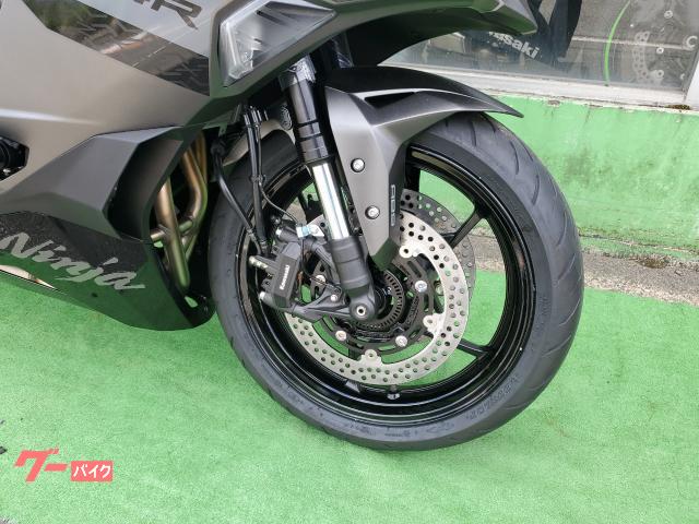 カワサキ Ninja ZX－4R SE 2027年モデル トラクション