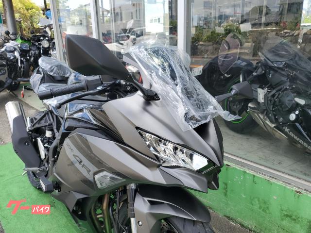 カワサキ Ninja ZX－4R SE 2027年モデル トラクション