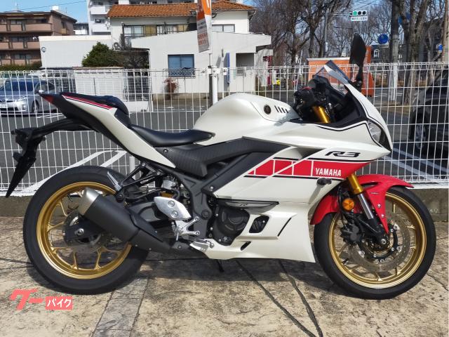YZF−R3 WGP60thAnniversary USB電源 ヘルメットホルダー等装備