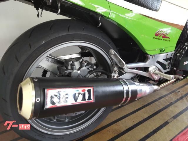 カワサキ GPZ900R A11 デビル管 バーハン仕様｜山口