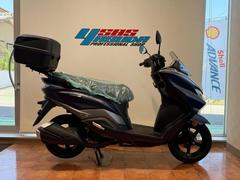 スズキ　バーグマンストリート１２５ＥＸ　ＧＩＶＩテールボックス付き