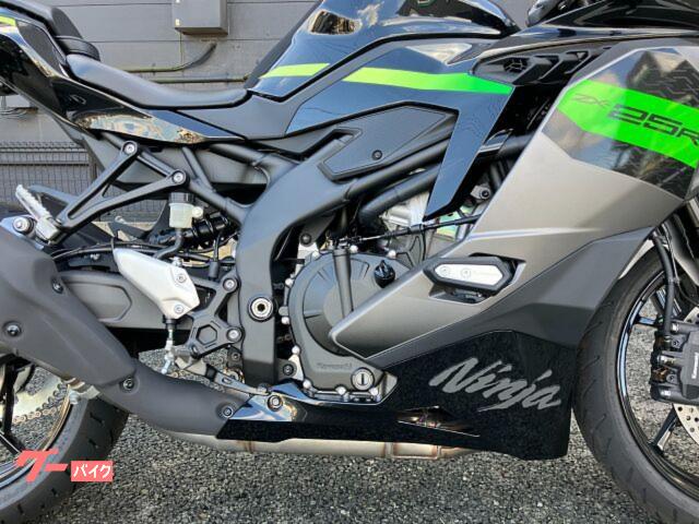 カワサキ Ninja ZX－25R SE カワサキクイックシフター搭載