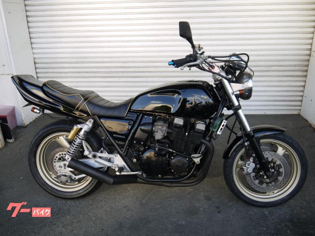 ＸＪＲ４００　マフラー　テール　ハンドル　シート他　カスタム多数