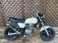 ホンダ　Ａｐｅ　フルカスタム　ヨシムラカーボン公認マフラー　ヨシムラキャブレター　エアーファンネル　タケガワシリンダーＬＣＤデジタメーター
