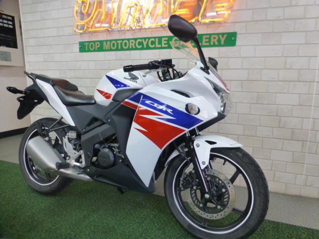 車両情報 ホンダ Cbr125r ミスターバイクヤマベ 3号線店 中古バイク 新車バイク探しはバイクブロス