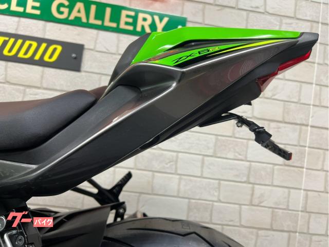 【週末限定価格】カワサキ ＺＸ-６Ｒ シングルシート  ZX636G 2019〜 週末限定価格】カワサキ ZX-6R シングルシート ZX636G 2019