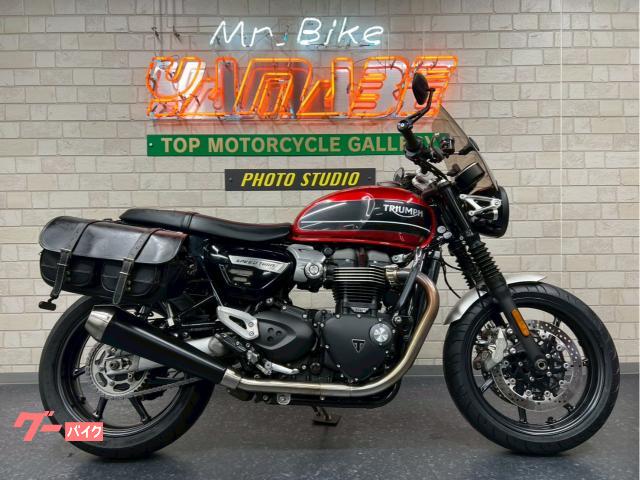 スピードツイン１２００　２０１９年モデル　純正ｏｐＧヒーター＆ＬＥＤウインカー　ＧＩＶＩスクリーン　ＥＧガード　ＬＲデグナーバッグ