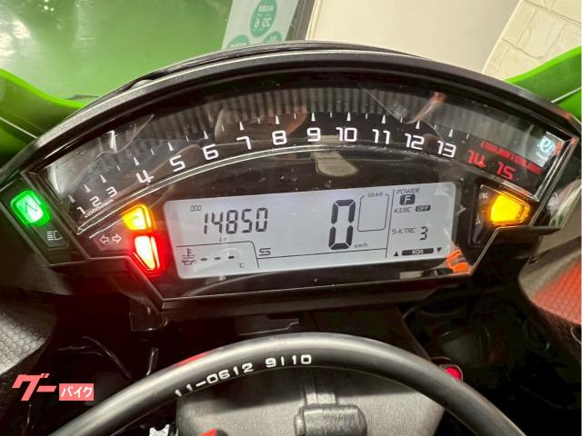 バイク好きな営業スタッフが店内をご案内致します! バイク好きな営業スタッフが店内をご案内致します!