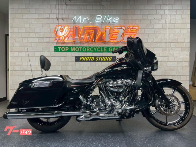 ＦＬＨＸ　ストリートグライド　２００９年モデル　ラインハートＳＯ　バンスエキパイ＆エアクリ　ＲＳＤホイール＆シート　Ｇヒーター
