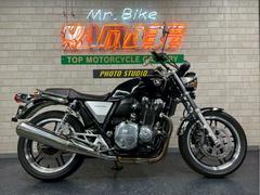 ホンダ　ＣＢ１１００　２０１０年モデル　モリワキスキッドパッド　タンデムグリップ　ＪＲＭ−１１
