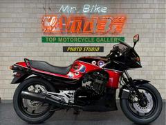 カワサキ　ＧＰＺ９００Ｒ　並行輸入１９８５年モデル