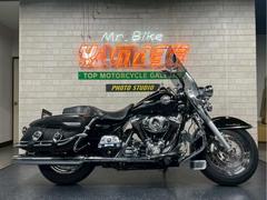 ＨＡＲＬＥＹ−ＤＡＶＩＤＳＯＮ　ＦＬＨＲＣ　ロードキングクラシック　２００８年モデル　ウインドスクリーン　サドルバッグガード　プログレＲサス　スモークウインカー