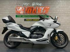 ホンダ　ＤＮ−０１　２００８年モデル　純正ＯＰナビ＆トップケース　Ｇヒーター　ケプラエアロメーターバイザー　キジマメットホルダー