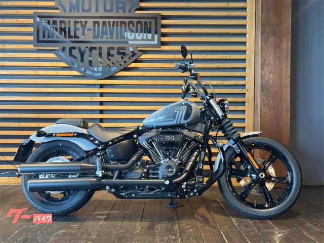 ＦＸＢＢＳ　ソフテイルストリートボブ１１４　１８６８ｃｃ　認定中古車　２人乗り登録